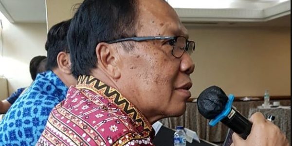 Atasan PPID Unila (Rektor Unila) menyampaikan paparan materi
